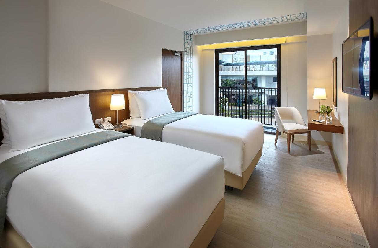 Quest Hotel Tagaytay Tagaytay City Extérieur photo