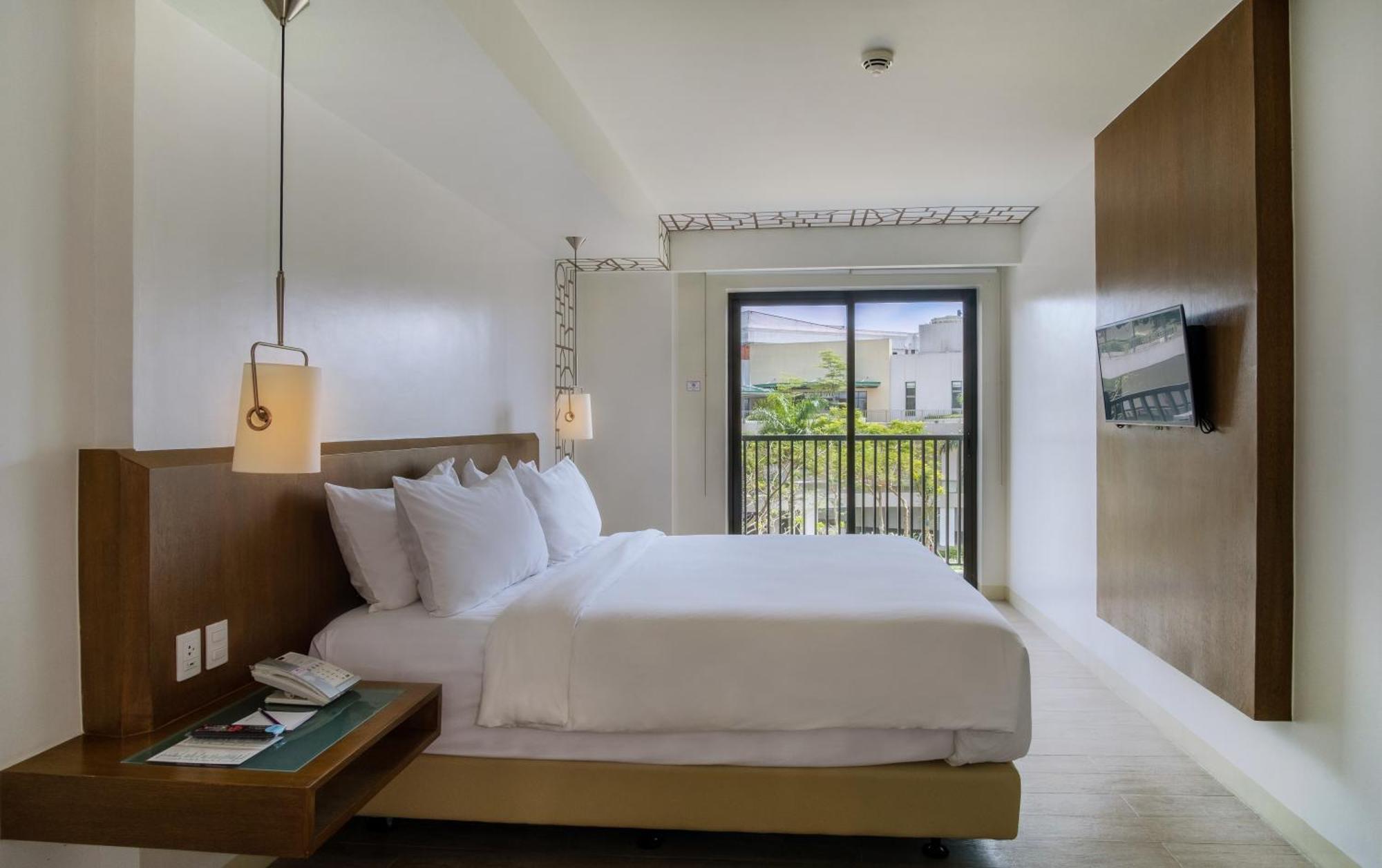 Quest Hotel Tagaytay Tagaytay City Extérieur photo