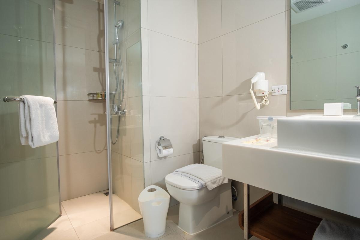 Quest Hotel Tagaytay Tagaytay City Extérieur photo